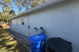 1775 New Hampshire Ave NE, Saint Petersburg, FL 33703 - Photo 5