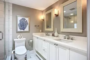 6200 Flotilla Dr, Holmes Beach, FL 34217 - Photo 29