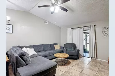 1803 Foxhall Circle #1803, Kissimmee, FL 34741 - Photo 3