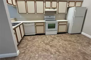 11746 Spring Tree Ln, Port Richey, FL 34668 - Photo 9