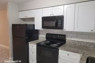 1015 Beecher St, Leesburg, FL 34748 - Photo 5