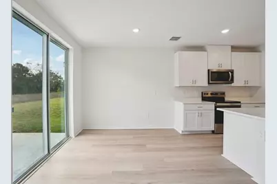 7186 Ray Creek Drive, Brooksville, FL 34601 - Photo 11