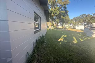 903 N Harbor Terrace, Tavares, FL 32778 - Photo 65