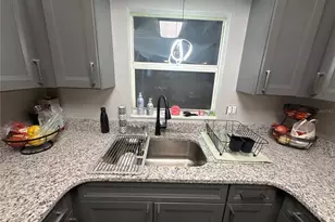 903 N Harbor Terrace, Tavares, FL 32778 - Photo 31