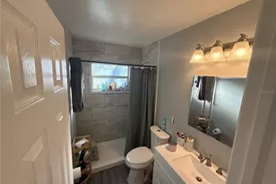 903 N Harbor Terrace, Tavares, FL 32778 - Photo 15