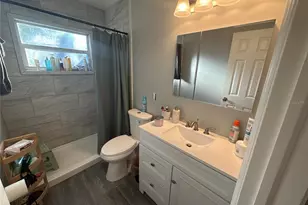 903 N Harbor Terrace, Tavares, FL 32778 - Photo 15