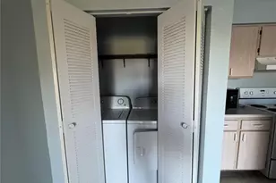 2521 Grassy Point Dr, Lake Mary, FL 32746 - Photo 13