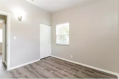 4097 Porpoise Drive SE, Saint Petersburg, FL 33705 - Photo 11