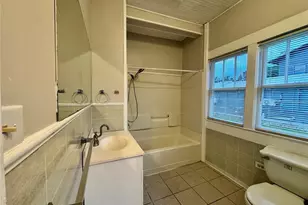 235 SW Columbia Ave, Lake City, FL 32025 - Photo 7