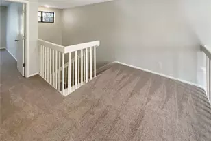 836 Amelia Ct NE, Saint Petersburg, FL 33702 - Photo 15