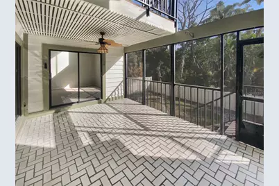 836 Amelia Court NE, Saint Petersburg, FL 33702 - Photo 21