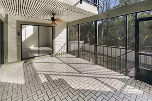 836 Amelia Ct NE, Saint Petersburg, FL 33702 - Photo 21