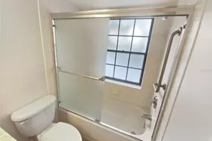 836 Amelia Ct NE, Saint Petersburg, FL 33702 - Photo 33