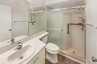 836 Amelia Ct NE, Saint Petersburg, FL 33702 - Photo 35