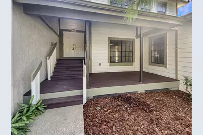 836 Amelia Court NE, Saint Petersburg, FL 33702 - Photo 3