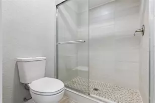 1932 Maple Cir, Tavares, FL 32778 - Photo 15