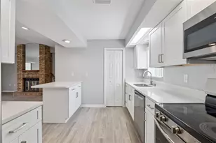 1932 Maple Cir, Tavares, FL 32778 - Photo 9