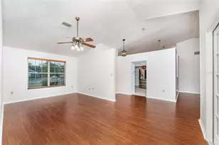 3425 Suzette Dr, Kissimmee, FL 34746 - Photo 9