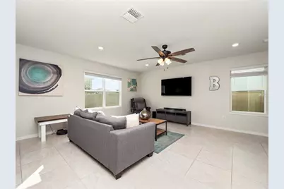 2106 Charming Avenue, Davenport, FL 33896 - Photo 3