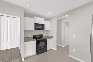 5006 Wild Senna Blvd, Tampa, FL 33619 - Photo 9