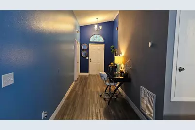 510 Castlemain Circle, Davenport, FL 33897 - Photo 3