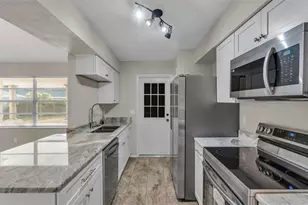 890 N Oakwood Loop, Bartow, FL 33830 - Photo 7