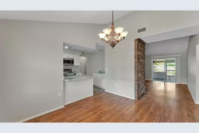 890 N Oakwood Loop, Bartow, FL 33830 - Photo 9