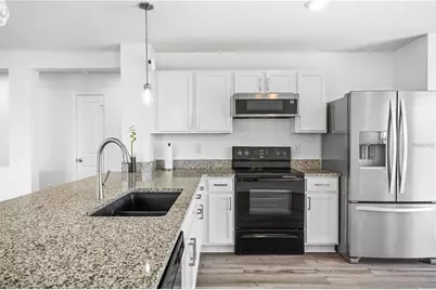 212 Miles Court, Davenport, FL 33837 - Photo 9