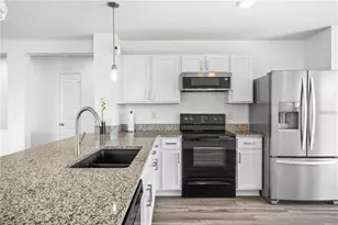 212 Miles Ct, Davenport, FL 33837 - Photo 9