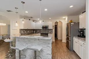 364 Barbera Dr, Davenport, FL 33897 - Photo 7