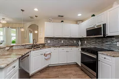 364 Barbera Dr, Davenport, FL 33897 - Photo 9