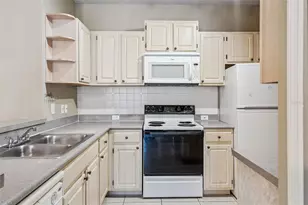 2651 Maitland Crossing Way, Orlando, FL 32810 - Photo 7