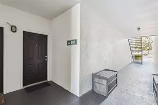 2651 Maitland Crossing Way, Orlando, FL 32810 - Photo 3