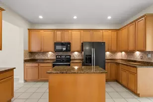 5471 Glen Oak Pl, Sanford, FL 32771 - Photo 3