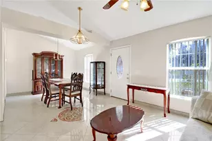 734 Cockatoo Ct, Kissimmee, FL 34759 - Photo 9