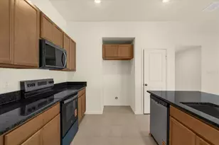 5589 Crk Hvn Wy, Lakeland, FL 33810 - Photo 3