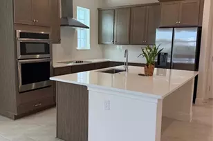 4942 Prairie Preserve Run, Saint Cloud, FL 34772 - Photo 3