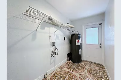 9325 Larette Drive, Orlando, FL 32817 - Photo 13