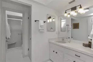 2040 Country Side Cir N, Orlando, FL 32804 - Photo 19