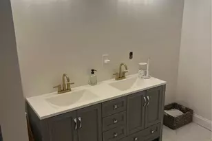 12120 Croft Dr, Largo, FL 33774 - Photo 11