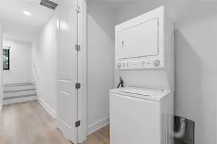 266 Park Lake St, Orlando, FL 32803 - Photo 23