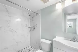 6262 Emerson Ave S, Saint Petersburg, FL 33707 - Photo 11