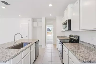 1925 Diamond Head Circle, Haines City, FL 33844 - Photo 11