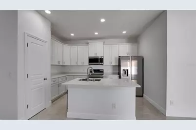 4591 Sandhurst Street, Kissimmee, FL 34758 - Photo 21