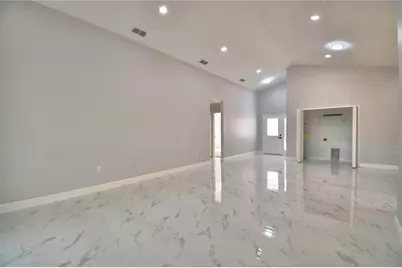 201 Starling Court, Poinciana, FL 34759 - Photo 11