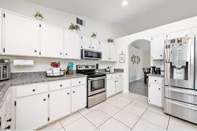 4417 Lipton Court, Orlando, FL 32817 - Photo 9