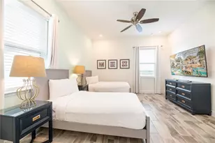 8145 Surf St, Kissimmee, FL 34747 - Photo 9