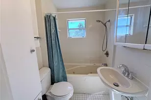 2320 Crest Dr, Haines City, FL 33844 - Photo 9