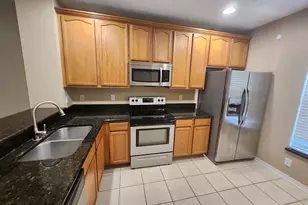3577 Wilshire Way Rd, Orlando, FL 32829 - Photo 5