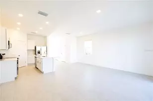 7609 Waterscape Dr, Groveland, FL 34736 - Photo 17